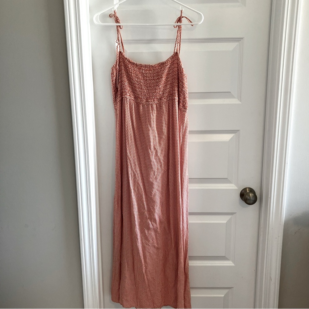 Uniqlo sundress maxi tie spaghetti straps print white orange shirring size L